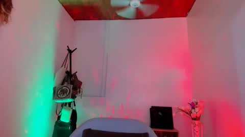  Alexa14 online show from April 10, 2026, 2:11 pm