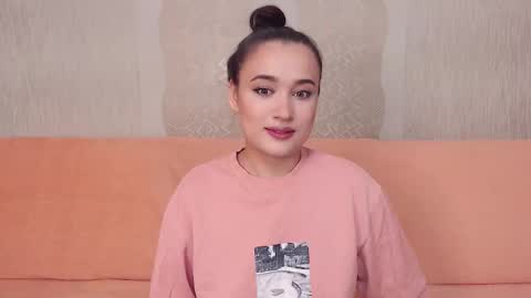 Diana online show from December 1, 2025, 9:42 pm