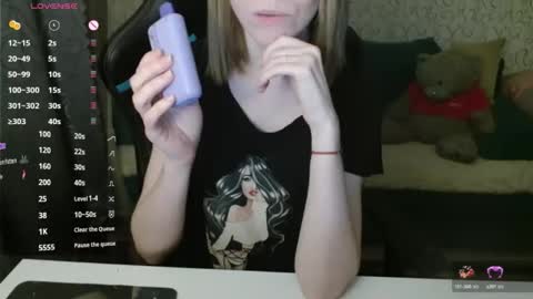 Snapshot of _alicecullen_ chatting on November 30, 2025, 3:27 pm AliceCullen online show from November 30, 2025, 3:27 pm