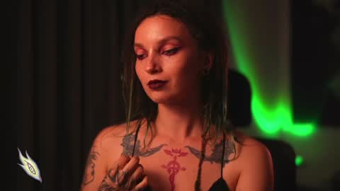 Snapshot of _alicemorrison_ chatting on January 10, 2025, 4:09 pm Alice Morrison Mistress Datura online show from January 10, 2025, 4:09 pm