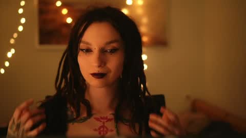 Alice Morrison Mistress Datura online show from April 10, 2026, 5:17 pm