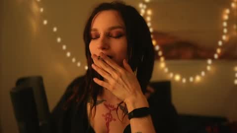 Alice Morrison Mistress Datura online show from April 23, 2026, 5:37 pm