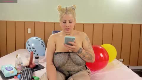 _ally_blonde online show from September 19, 2025, 8:20 pm