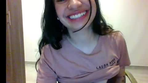 _alyson online show from October 24, 2025, 3:25 am