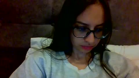 _alyson online show from March 29, 2026, 5:29 am