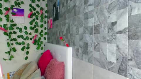 Snapshot of _amy_rojas_ chatting on June 4, 2026, 4:29 am ask me online show from June 4, 2026, 4:29 am