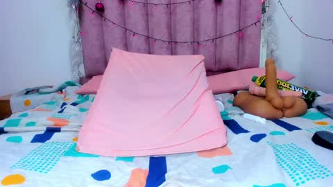 Any online show from December 19, 2024, 7:40 pm