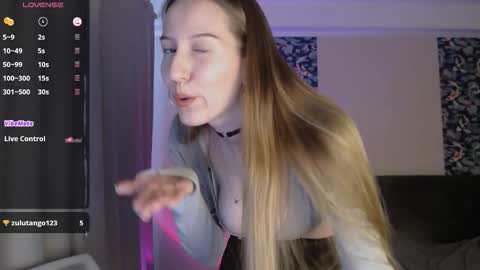 Snapshot of _annymars_ chatting on March 14, 2026, 6:52 am Anny online show from March 14, 2026, 6:52 am