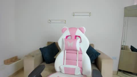    online show from February 10, 2026, 12:09 pm