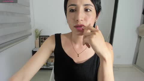 Arianna online show from May 20, 2026, 1:23 am