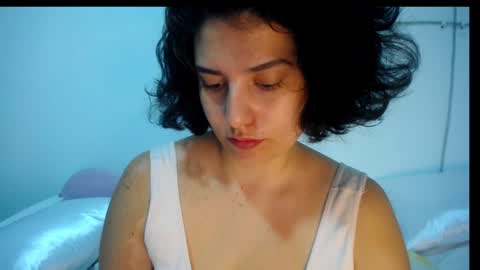 atenea online show from February 4, 2025, 1:06 pm