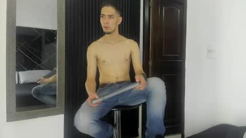 _axel_09 online show from April 19, 2026, 4:01 am