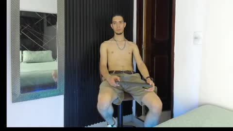 _axel_09 online show from May 8, 2026, 4:07 am