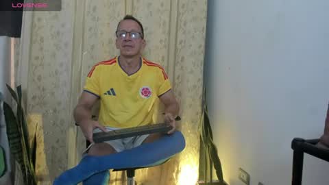 Axel online show from July 3, 2026, 11:38 am