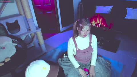 Snapshot of _baterchatur chatting on December 13, 2024, 8:58 pm Lunita online show from December 13, 2024, 8:58 pm