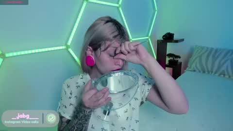 Snapshot of _baterchatur chatting on January 4, 2025, 8:37 pm Lunita online show from January 4, 2025, 8:37 pm