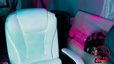 Snapshot of _baterchatur chatting on September 14, 2025, 4:22 am Lunita online show from September 14, 2025, 4:22 am