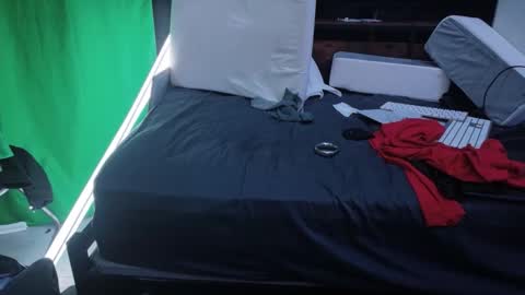 Snapshot of _bearyhairy_ chatting on February 25, 2026, 3:49 am Chupa Bear online show from February 25, 2026, 3:49 am