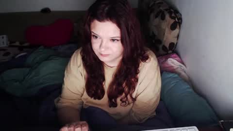 Snapshot of _bella_28 chatting on December 4, 2024, 6:11 am em online show from December 4, 2024, 6:11 am