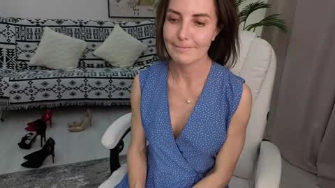 Beylly online show from May 17, 2026, 2:46 pm