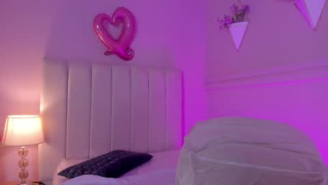 Snapshot of _bianca_18 chatting on February 28, 2025, 6:31 pm Hi guys i am Bianca online show from February 28, 2025, 6:31 pm
