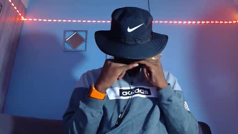 Andrew online show from February 26, 2026, 3:27 am