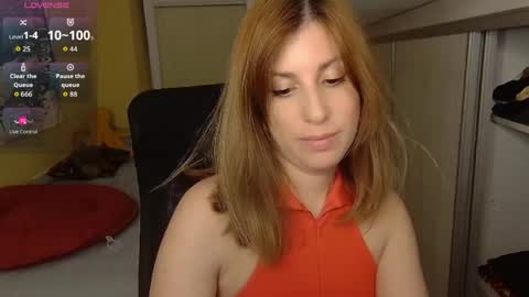 Snapshot of _blackpearl chatting on May 17, 2026, 10:17 pm Laura online show from May 17, 2026, 10:17 pm