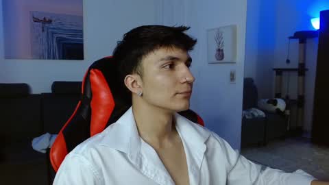 B L A K E online show from January 30, 2025, 8:43 am