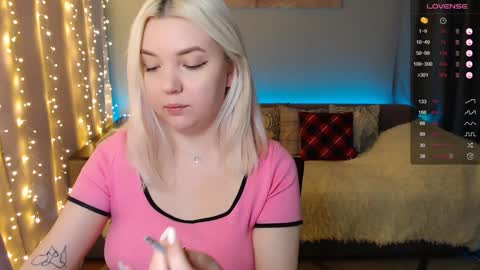 Elizabeth online show from December 23, 2024, 6:27 pm