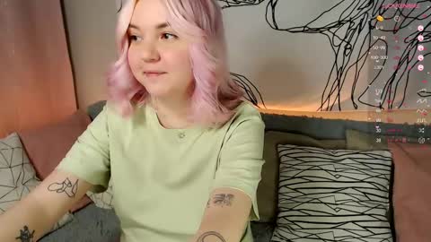 Elizabeth online show from March 5, 2025, 6:45 pm