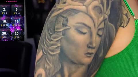 Brenna online show from February 26, 2025, 8:33 pm