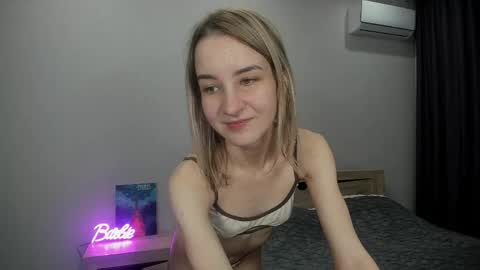   online show from April 14, 2026, 9:10 pm