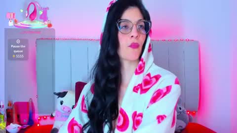 Snapshot of _caro_lyne_ chatting on June 16, 2026, 5:59 pm Carolina online show from June 16, 2026, 5:59 pm