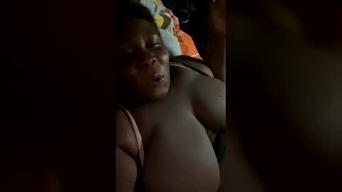 Caro. online show from April 12, 2026, 8:58 pm