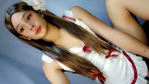 Snapshot of _caroline18_ chatting on July 25, 2026, 3:42 pm Kate flores online show from July 25, 2026, 3:42 pm