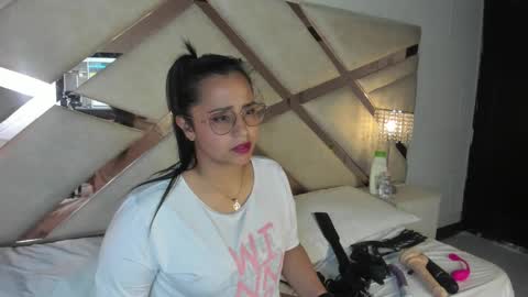 Caroline Sweet online show from January 11, 2025, 9:47 am