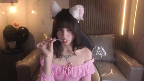 _charlotte_collins_ online show from March 20, 2026, 2:55 pm