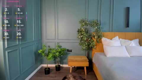 Snapshot of _chillbacca_ chatting on September 17, 2025, 12:07 pm _chillbacca_ online show from September 17, 2025, 12:07 pm