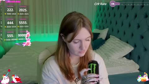 Alisa NO NUDE online show from February 4, 2025, 1:23 am