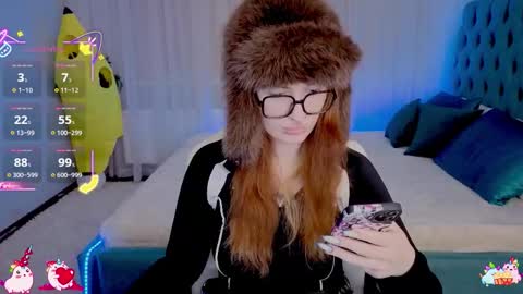 Alisa NO NUDE online show from October 26, 2025, 9:42 pm