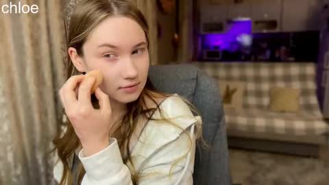 _chloe_miller_ online show from November 1, 2025, 8:33 pm