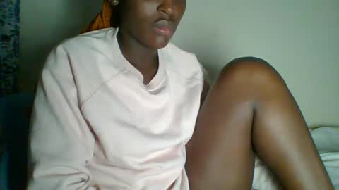 clara online show from January 19, 2025, 5:39 pm