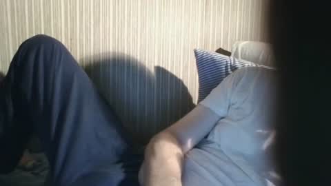 Snapshot of _col_t chatting on July 9, 2026, 10:03 pm I hate social media Odio las redes sociales online show from July 9, 2026, 10:03 pm