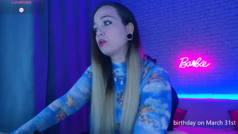 Nica online show from March 26, 2026, 11:16 am