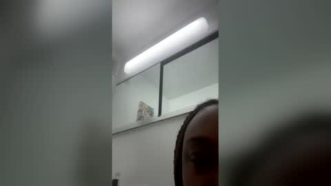 Snapshot of _creampiee_ chatting on June 1, 2026, 11:39 pm _creampiee_ online show from June 1, 2026, 11:39 pm