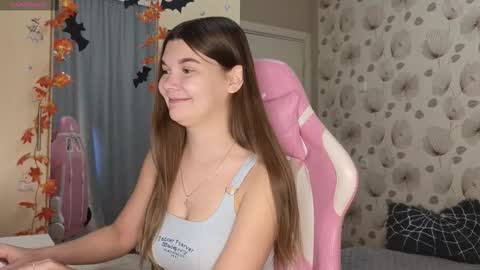 _cute_ice online show from October 23, 2025, 6:34 am