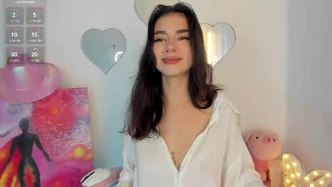 Snapshot of _cute_isabella_ chatting on January 25, 2025, 12:27 am _cute_isabella_ online show from January 25, 2025, 12:27 am
