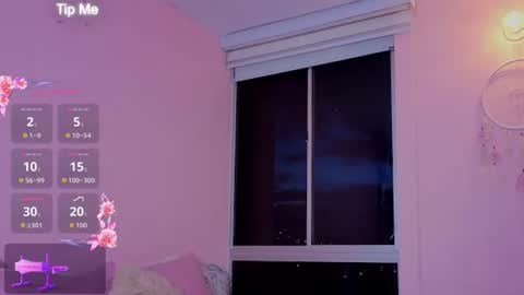 _cute_isabella_ online show from July 15, 2026, 11:43 pm