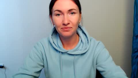 Snapshot of _cutie_and_shy_ chatting on September 25, 2025, 6:39 am _cutie_and_shy_ online show from September 25, 2025, 6:39 am