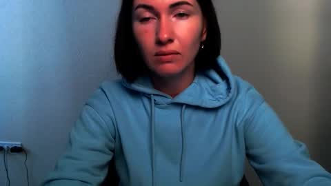 Snapshot of _cutie_and_shy_ chatting on October 21, 2025, 6:14 am _cutie_and_shy_ online show from October 21, 2025, 6:14 am